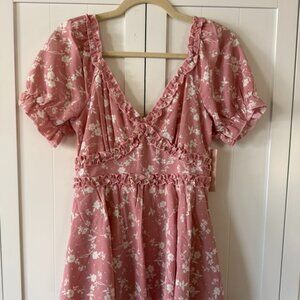 NWT Inspired Hearts Pink Floral Ruffle Puff Sleeve Romper